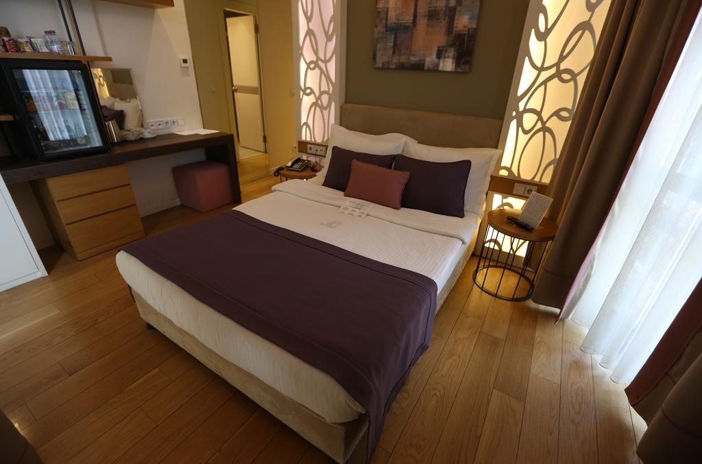 Wes Hotel Kocaeli Eksteriør billede