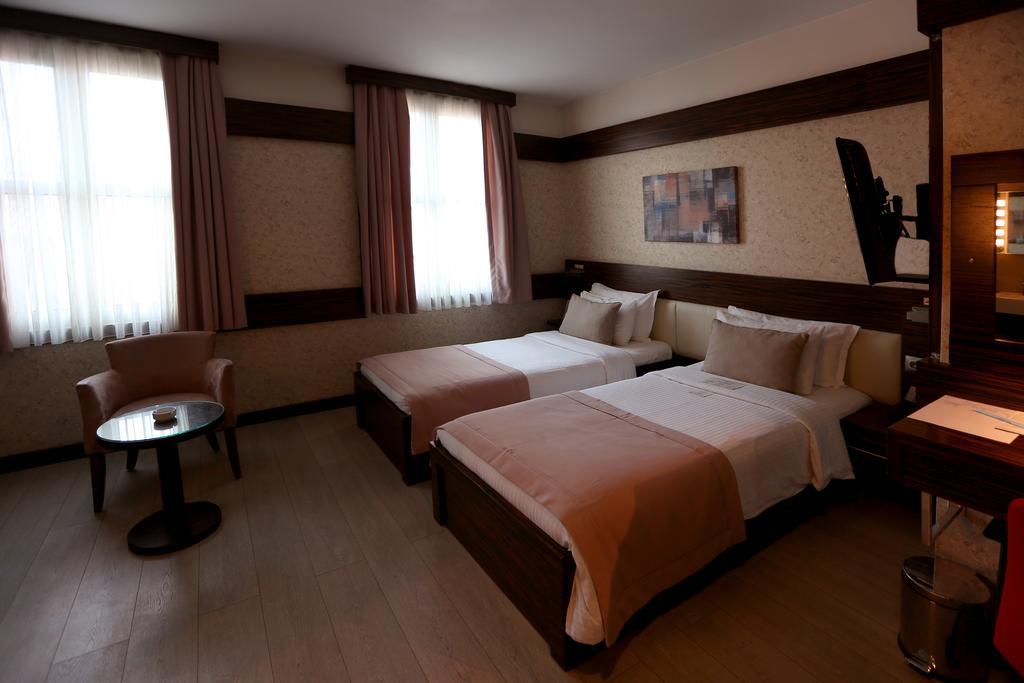 Wes Hotel Kocaeli Eksteriør billede
