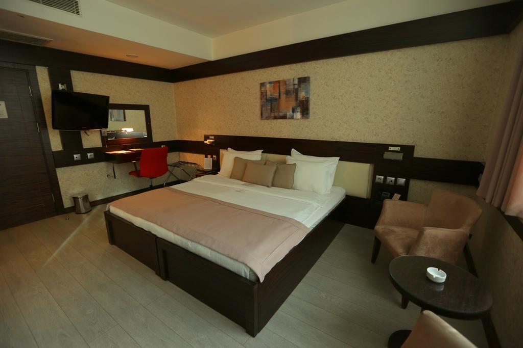 Wes Hotel Kocaeli Eksteriør billede