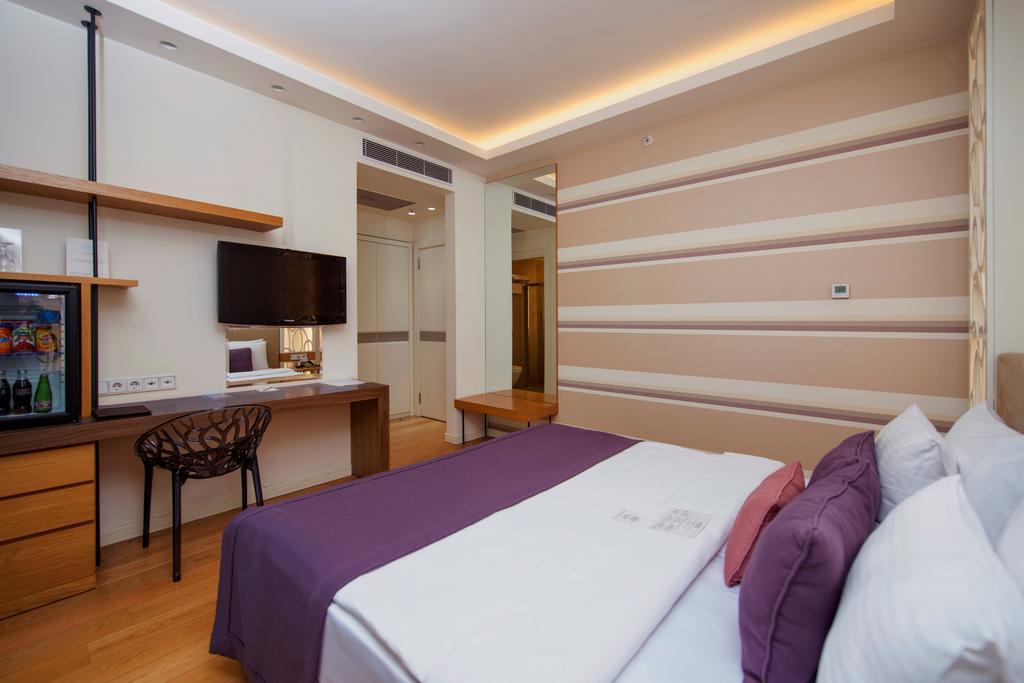 Wes Hotel Kocaeli Eksteriør billede
